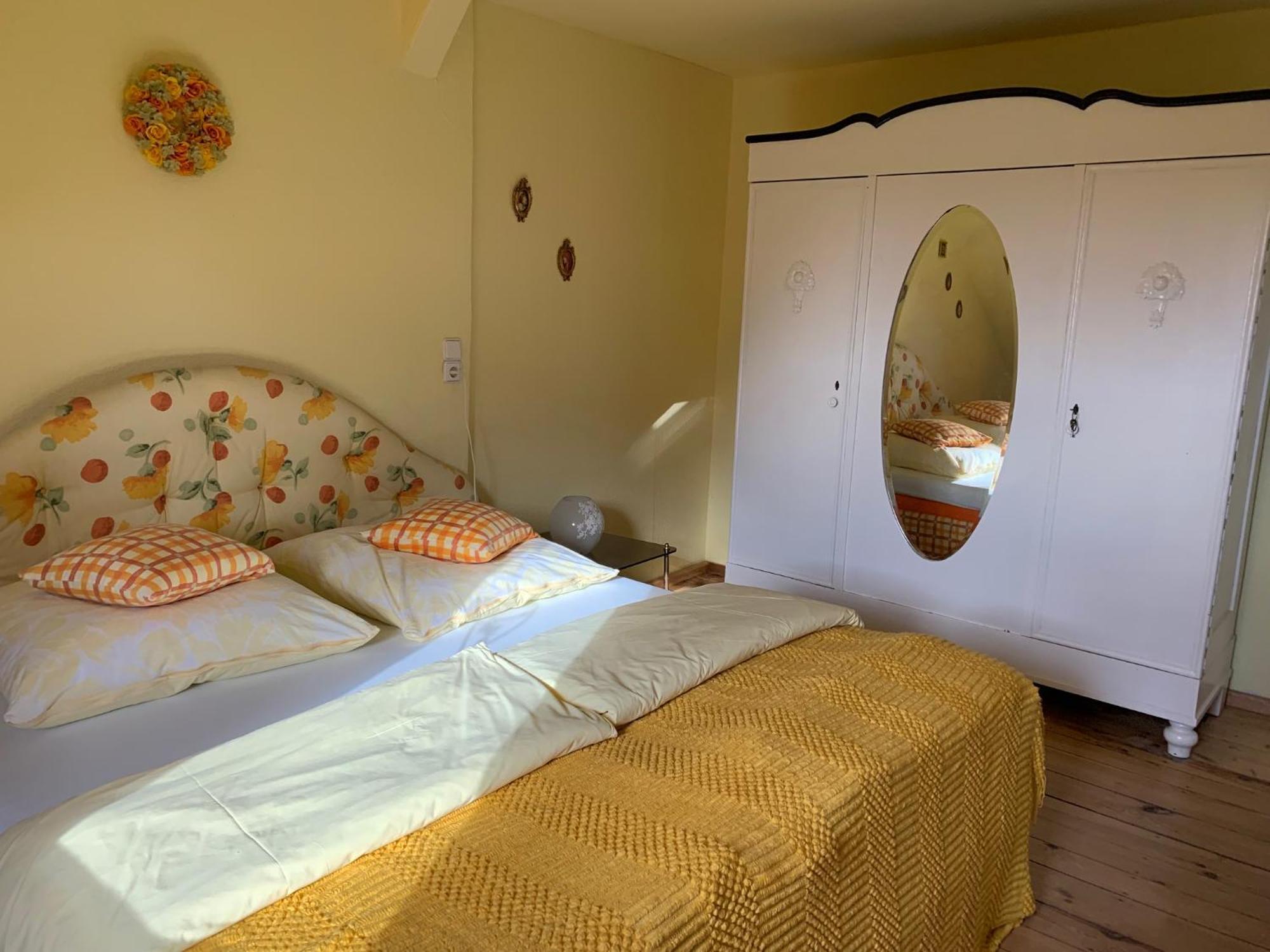 Vierseitenhof Hasenfelde - Ferienwohnung Feldblick Steinhofel Bagian luar foto
